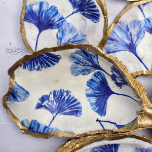 Blue and White Gingko Leaves Oyster